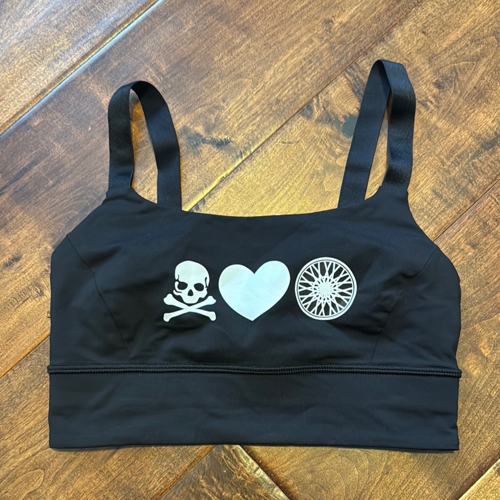 lululemon athletica Black and White Sports Bra with Decorative Design